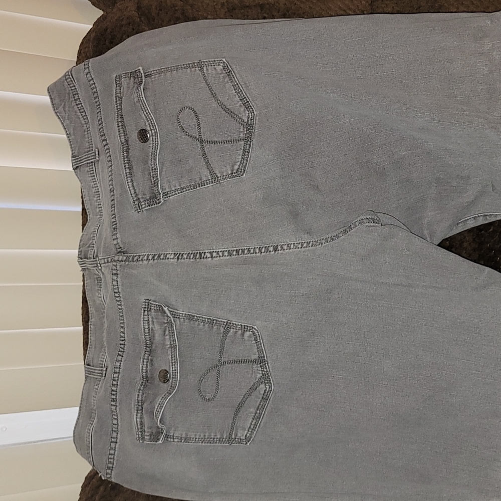 Jeans - Picture 2 of 2